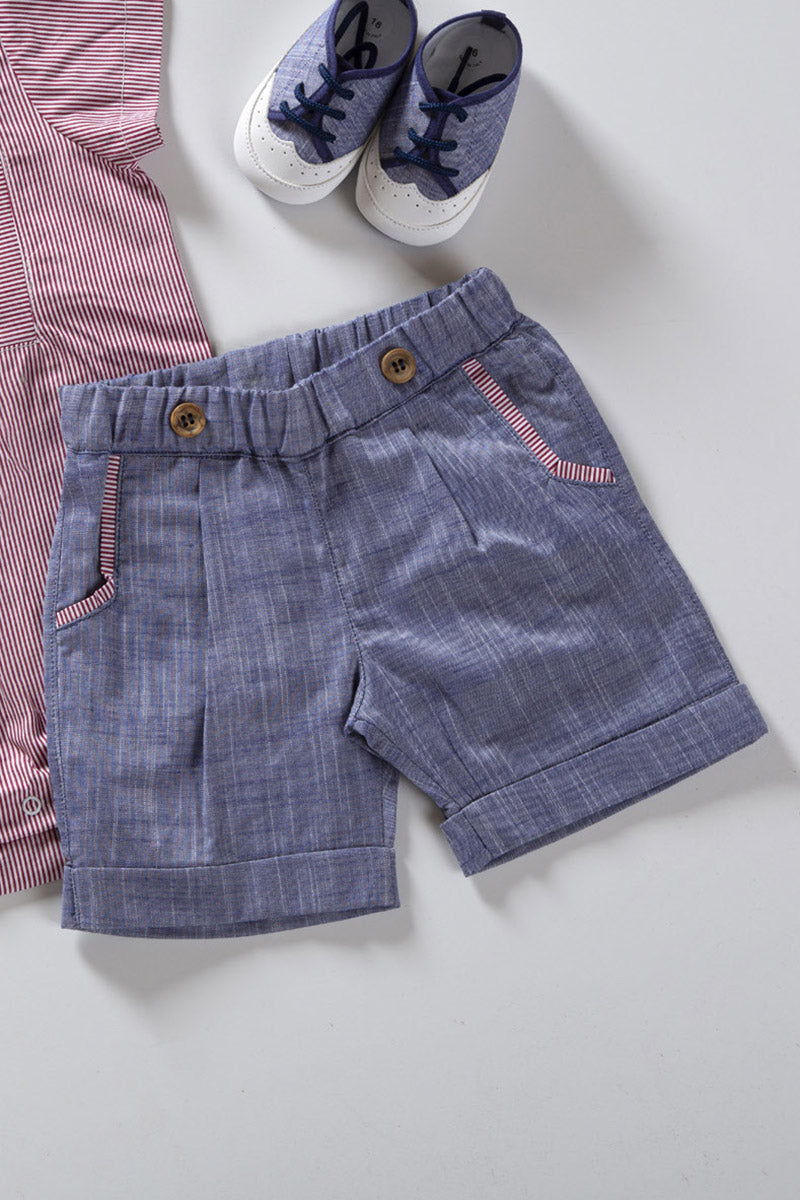 Bermuda in tela di cotone effetto jeans con tasche profili rigati e risvolti