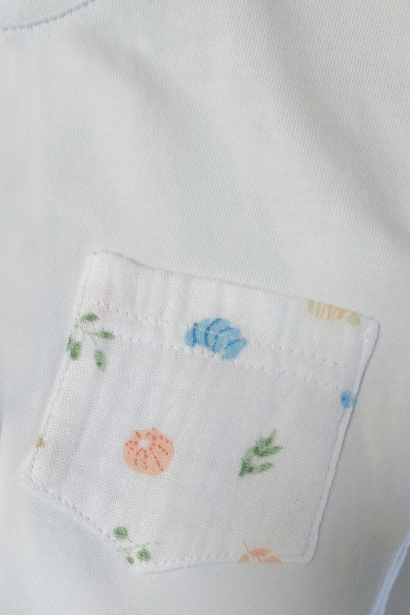 T-shirt mezza manica in cotone jersey con taschino in mussola fantasia mare