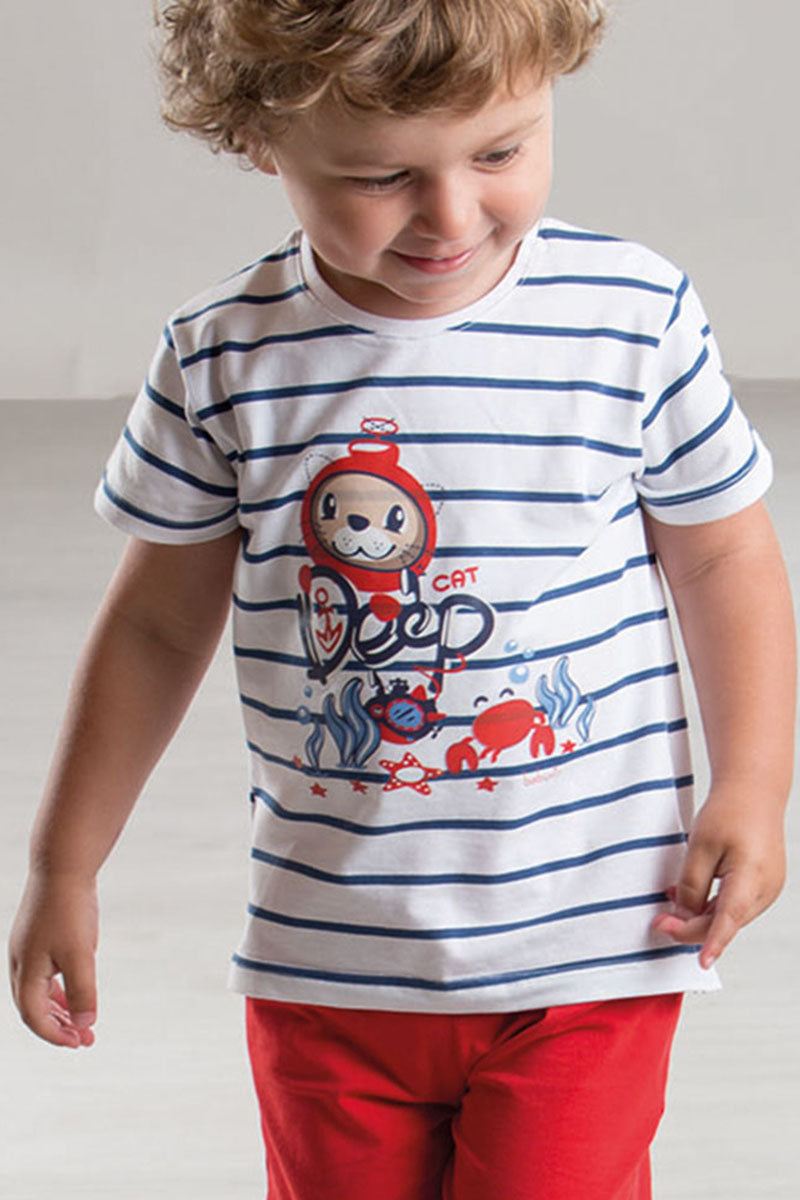 Completo in cotone cotone rigato con stampa e pantaloncino in contrasto con tasche e risvolti