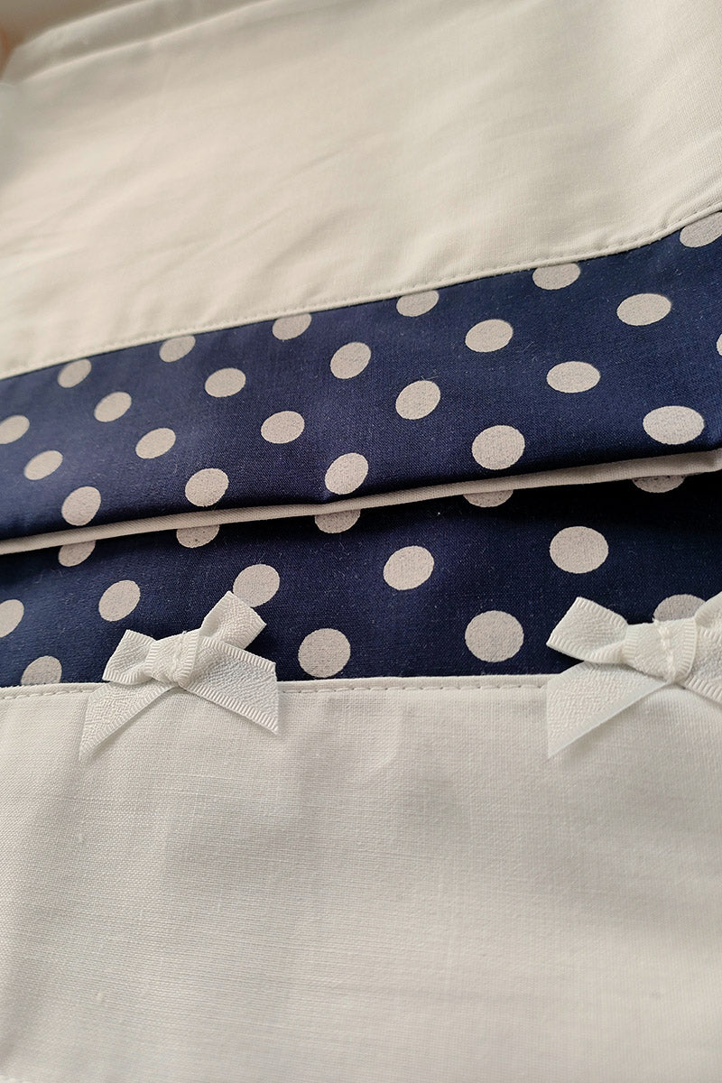 Set lenzuola 3 pezzi per carrozzina e culletta con pois e fiocchi