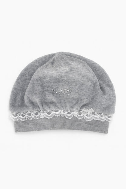 Cappellino in ciniglia con merletto fiocchettino e strass
