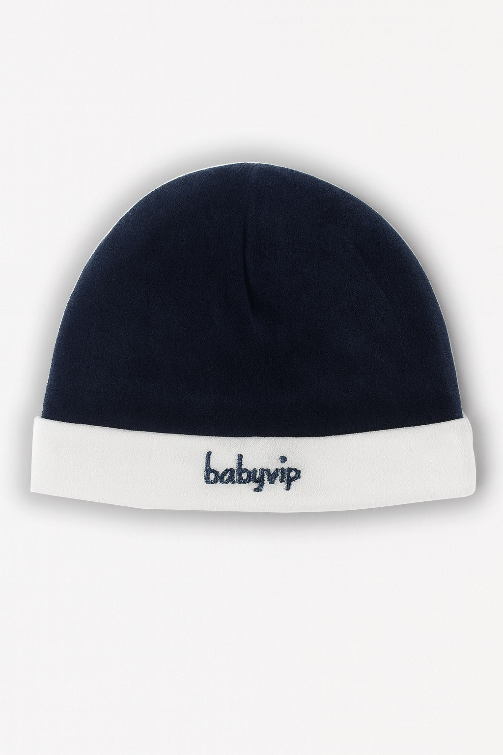 Cappellino in ciniglia con risvolto e ricamo scritta Baby Vip