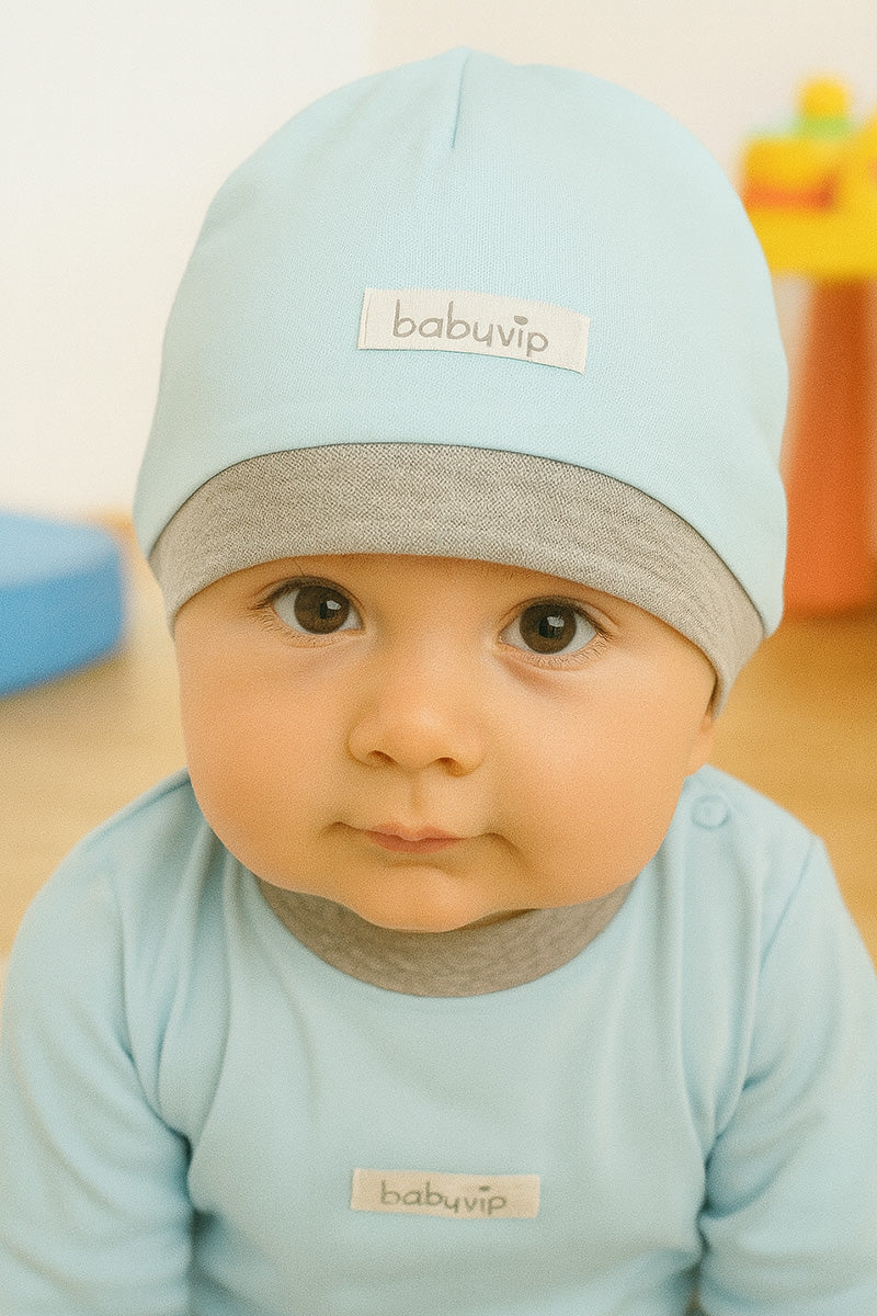 Cappellino in caldo cotone con etichetta Babyvip
