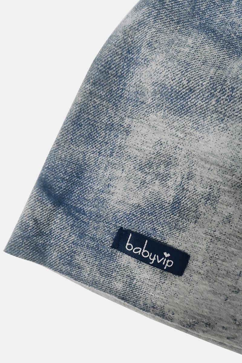 Cappellino in cotone elasticizzato con etichetta Babyvip