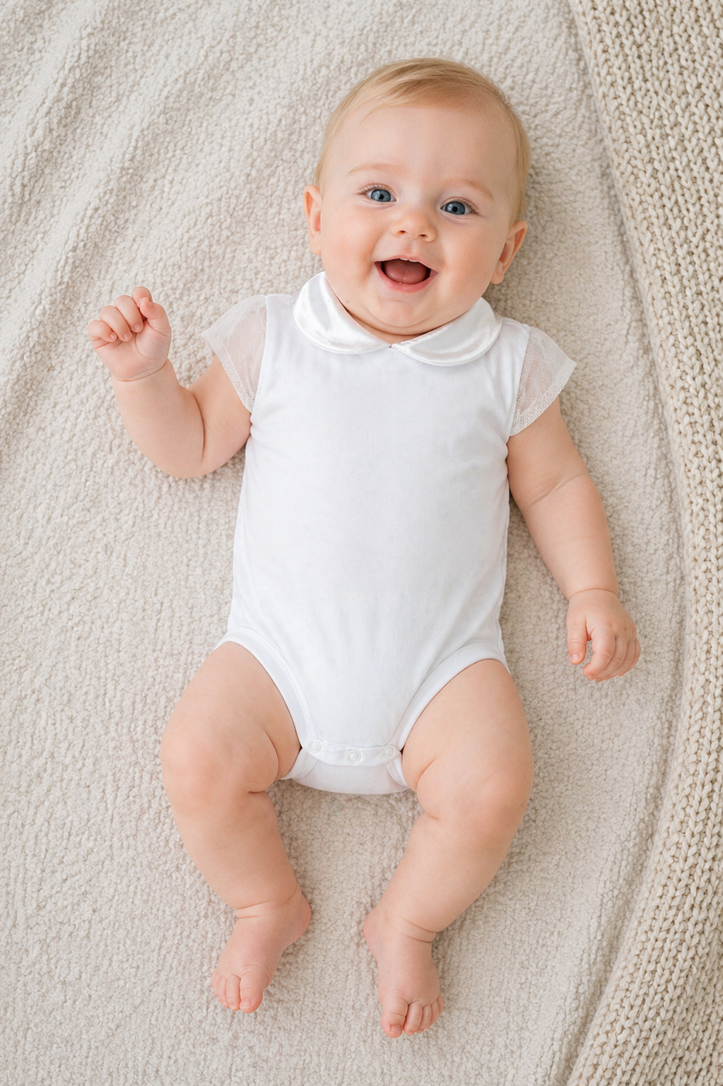 Body neonata mezza manica con colletto in raso e maniche in tulle