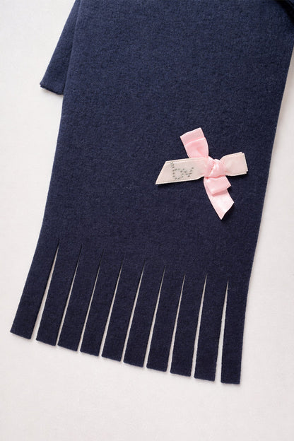 Sciarpa bimba con frange e fiocco rosa e strass