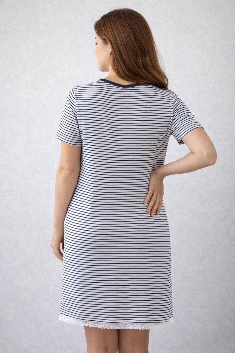 Camicia clinica aperta davanti mezza manica