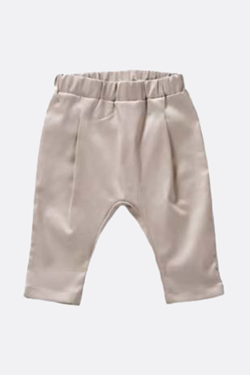 Pantalone in tessuto modello cavallo basso con pence