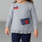 Completo 2 pezzi: T-shirt in cotone elasticizzato garzato con stampa e pantalone a pois