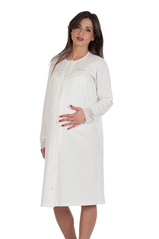 Camicia clinica in cotone a manica lunga aperta davanti con inserto in pizzo